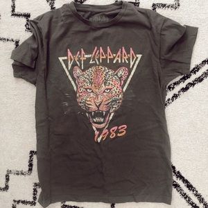 Def Leppard tee
